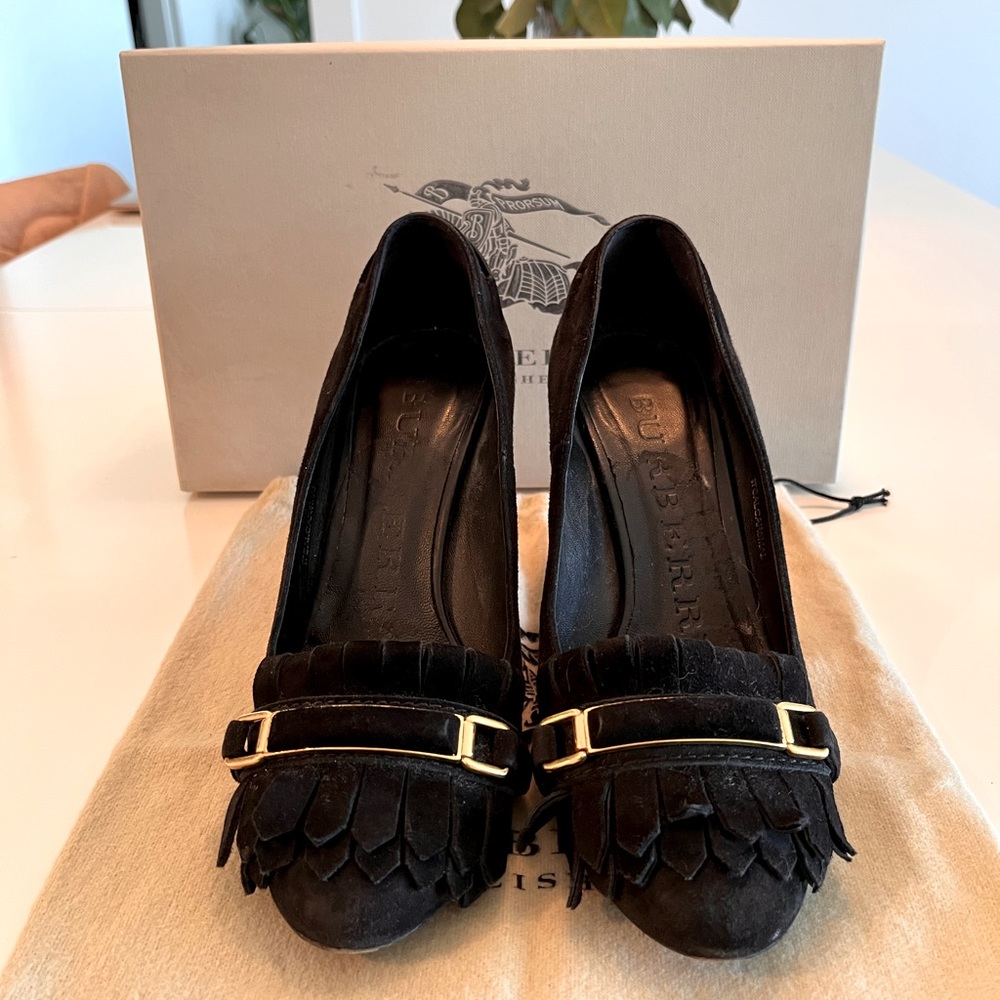 Vintage Burberry suede heels